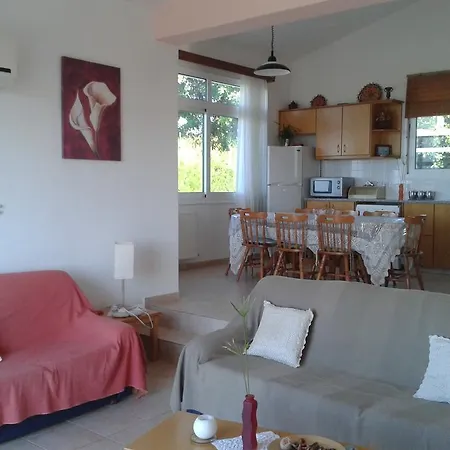 Papas Villas Villa Polis