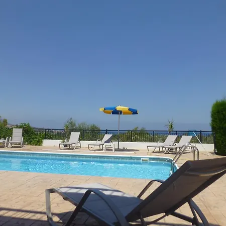 Papas Villas